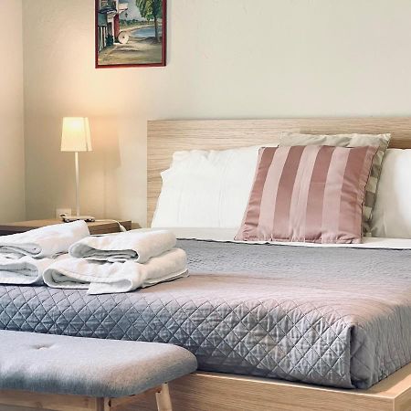 Kappa & Lamda Apartments โรดา ภายนอก รูปภาพ